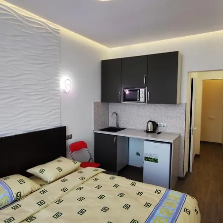 Rybalsky Dnipro View Apartment